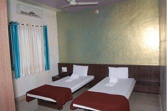 Hotel New Vijay, Phaltan 3